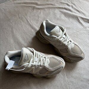 New Balance 9060 Sea Salt Moonbeam Sneakers
